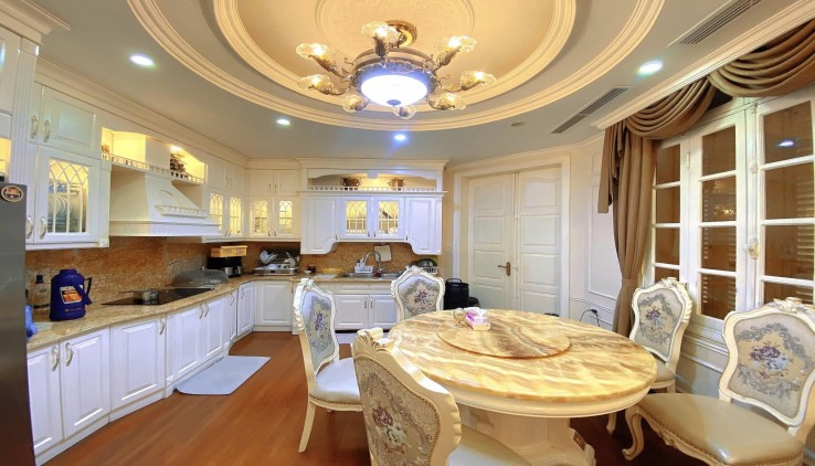 Biệt thự Cầu Giấy, lô Góc thang máy 5tầng, 163m, 41 Tỷ